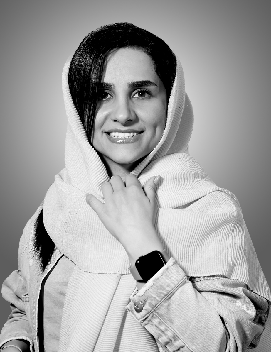 الناز ازنادزاده